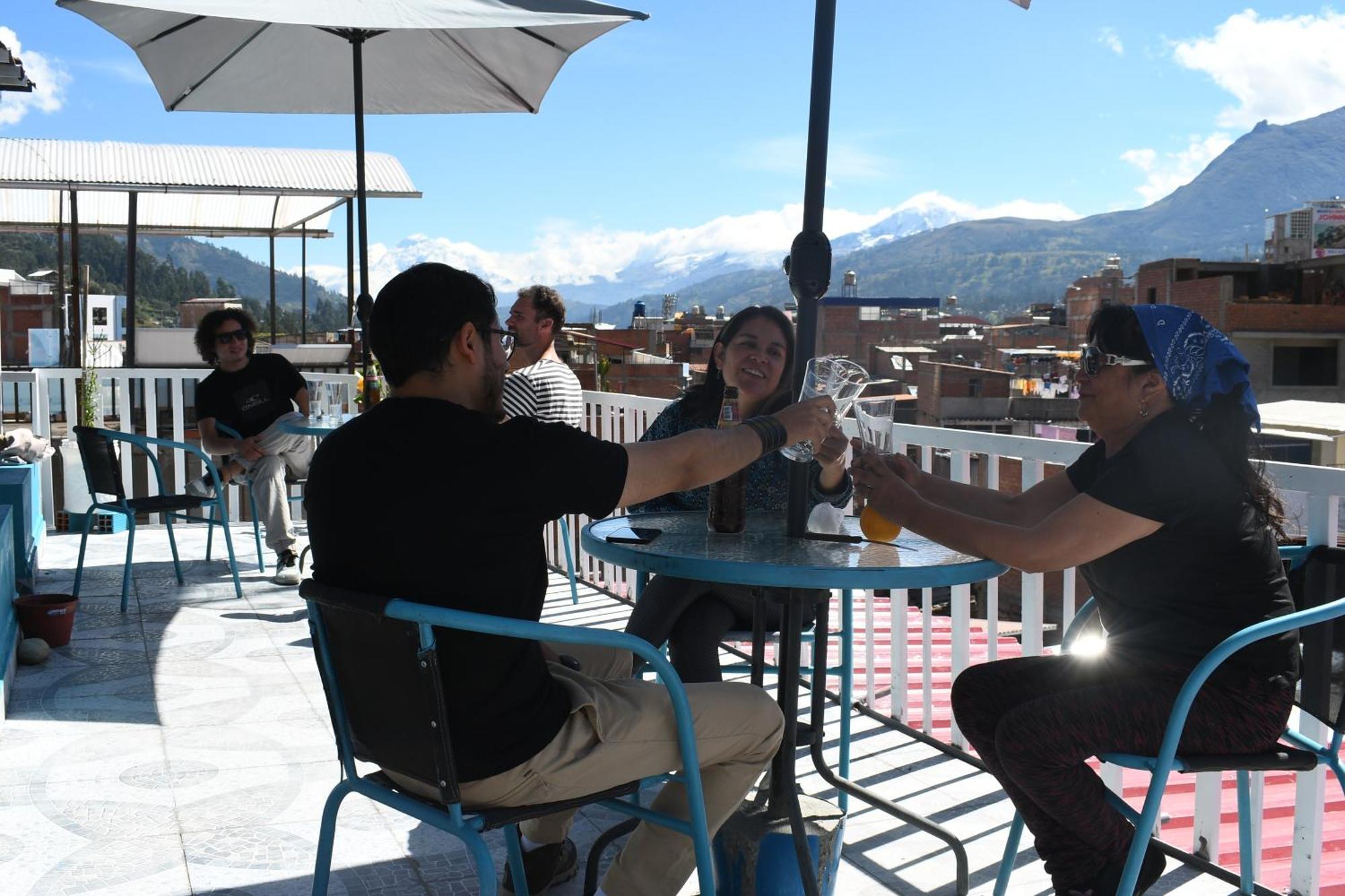 Caroline Lodging Huaraz  Exterior photo